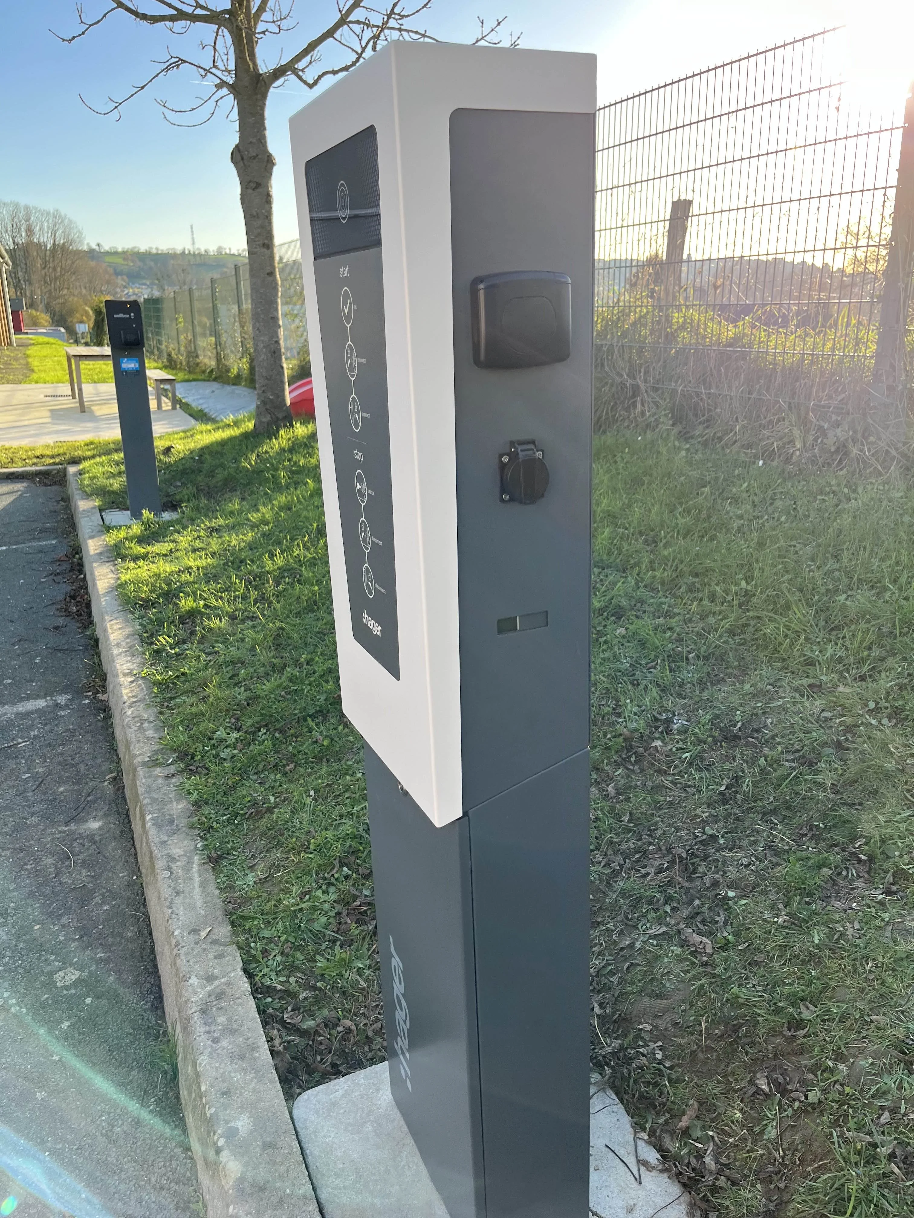 Borne de recharge pour voiture électrique